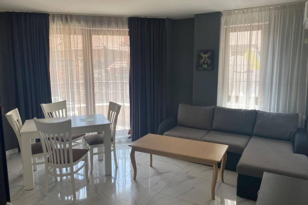 Markapart 2 - Apartment In Downtown 鲁塞 外观 照片